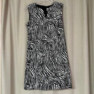 ROBBIE BEE Women's Cocktail & Party Dress, Size 8P, Animal pattern